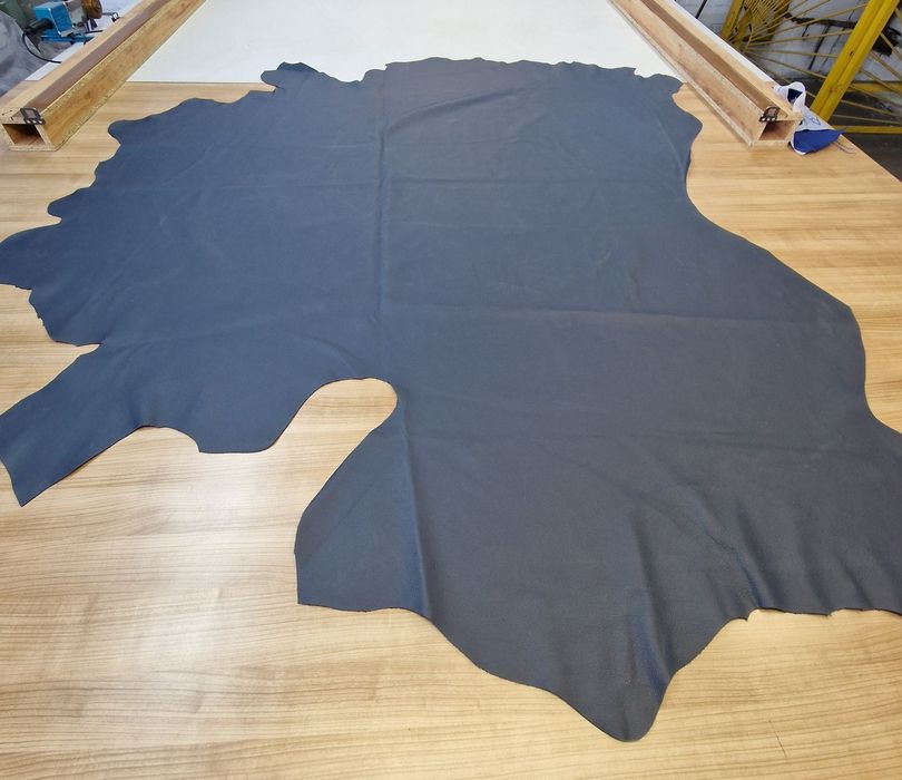 Меблева шкіра, кожа натуральна крупна текстура. Виробник Італія.