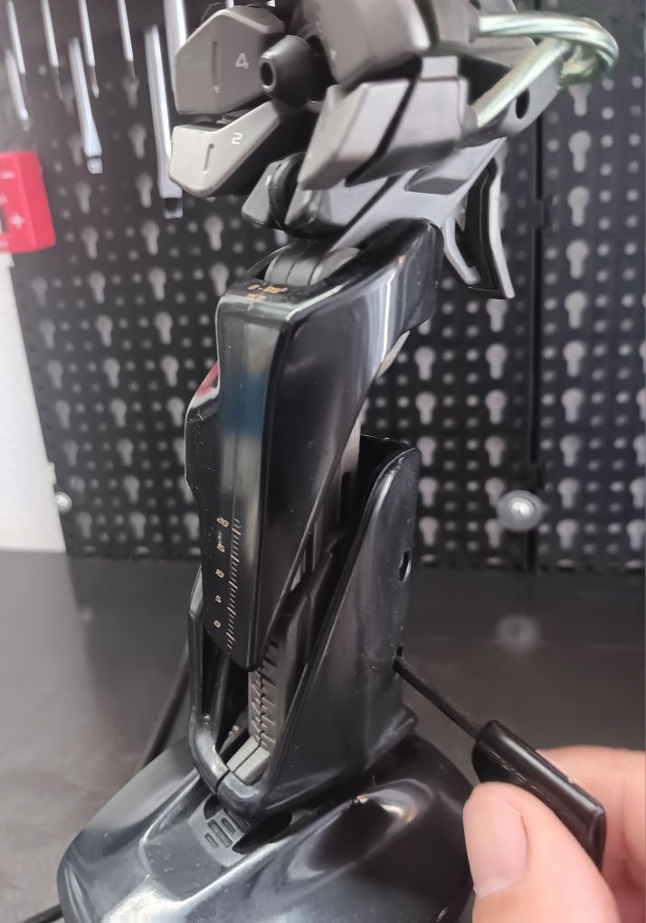 Joystick PC (cyborg)