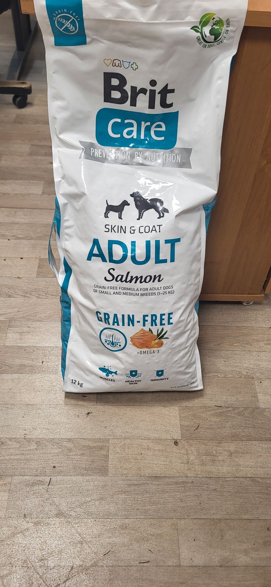 BRIT CARE Grain-free Adult Salmon- Łosoś 12kg