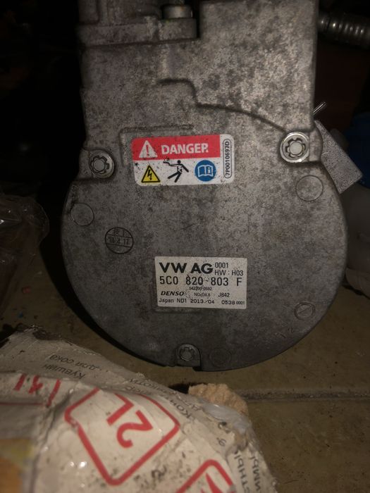 Компресор кондиціонера vw jetta hybrid