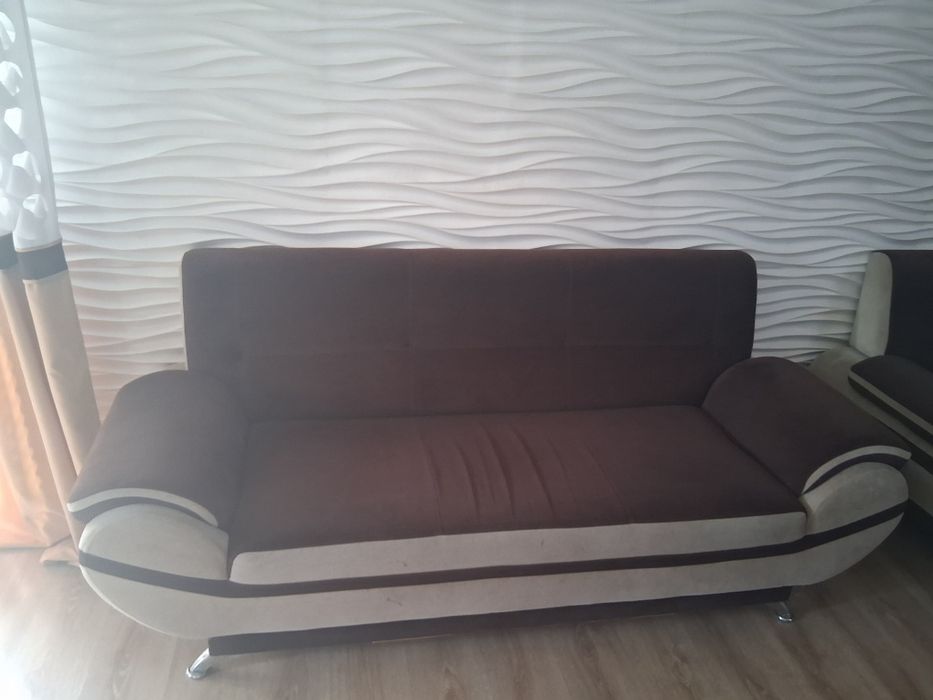 Kanapa,fotel i pufa.