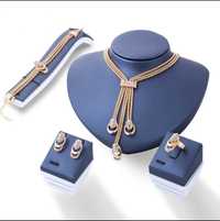 Conjunto elegante de colar, brincos anel e pulseira