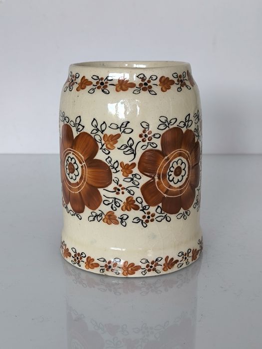 Kufel Kwiatogal Sygnowany PRL