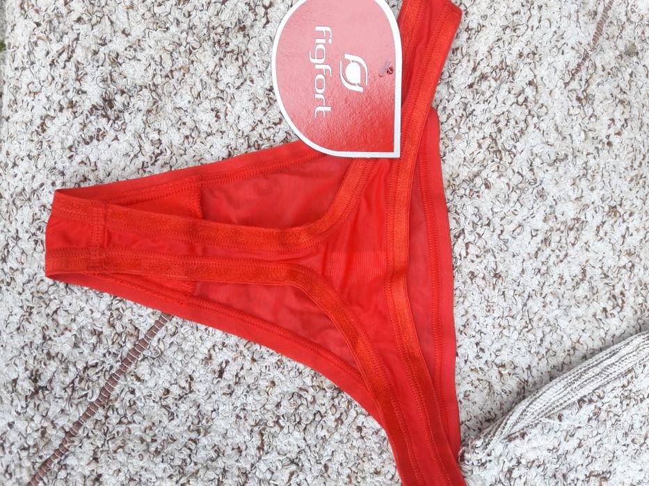 Cueca Figfort nova com caixa -cor  azul e vermelha
