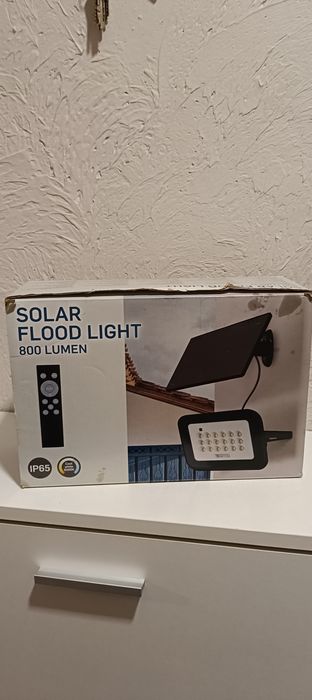 Lampa solarna na pilota 800 lumen