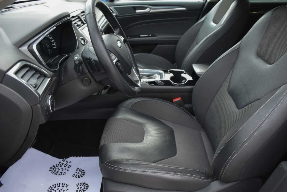 Ford Mondeo      2016
