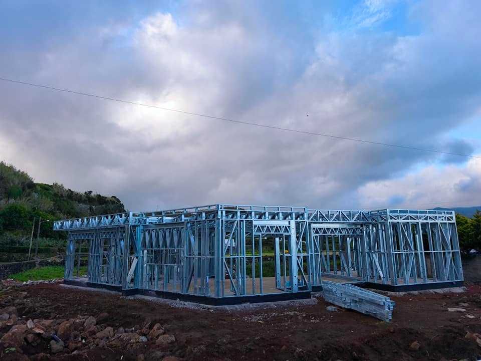 Construção de casas em LSF
