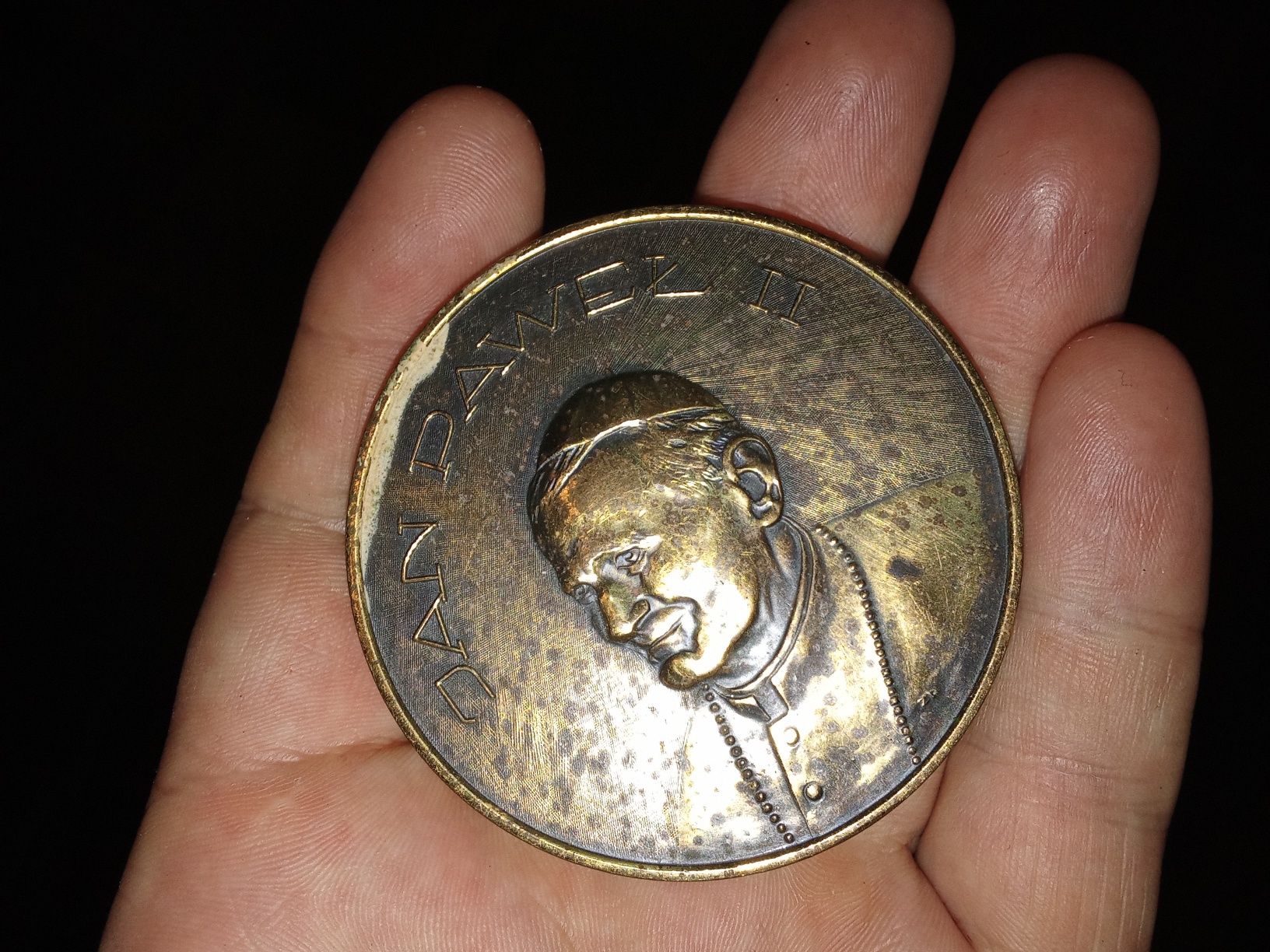Moneta z brązu Jan Paweł 2 Maryja Jasna Góra pamiątka prezent brąz