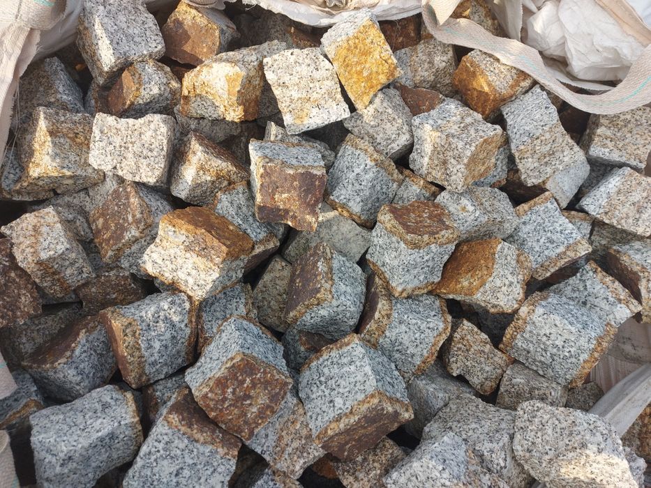 Kostka granitowa Szara szaro ruda 8x11 tir