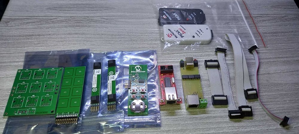 MICROCHIP - zestaw elementów