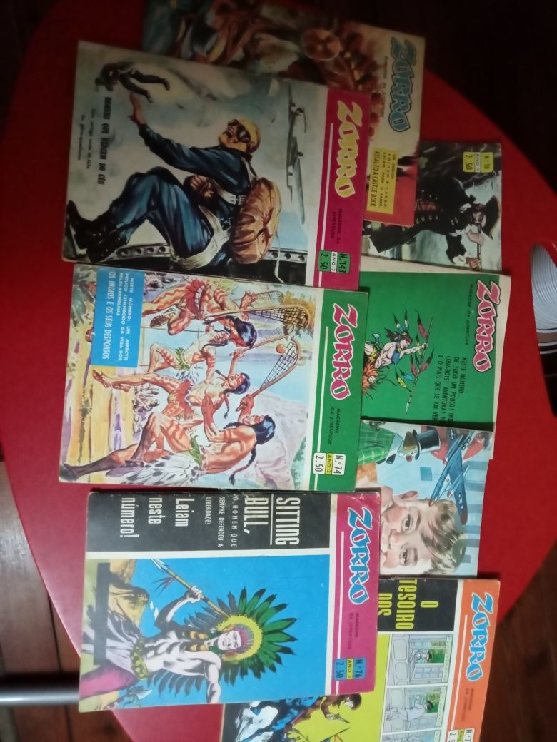 Revistas da coleção zorro