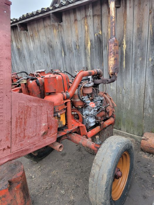 Продам запчастини до трактора т25