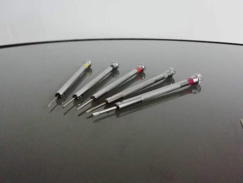 Wkrętaki zegarmistrzowskie - zestaw 5 sztuk + groty wymienne
