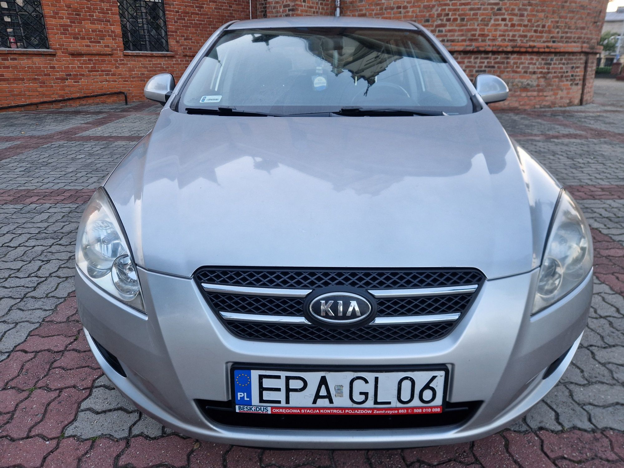 Warta Uwagi Kia Ceed 2008 1.4 GAZ Zadbana 9Lat Wla.  2Kpl Kol Polecam