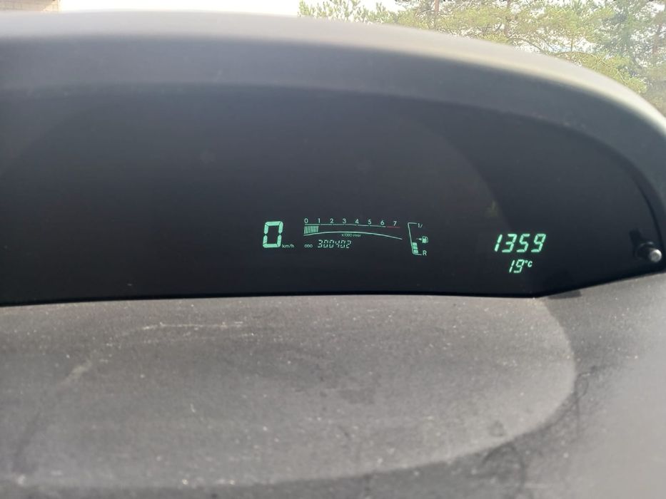 Toyota Yaris super stan