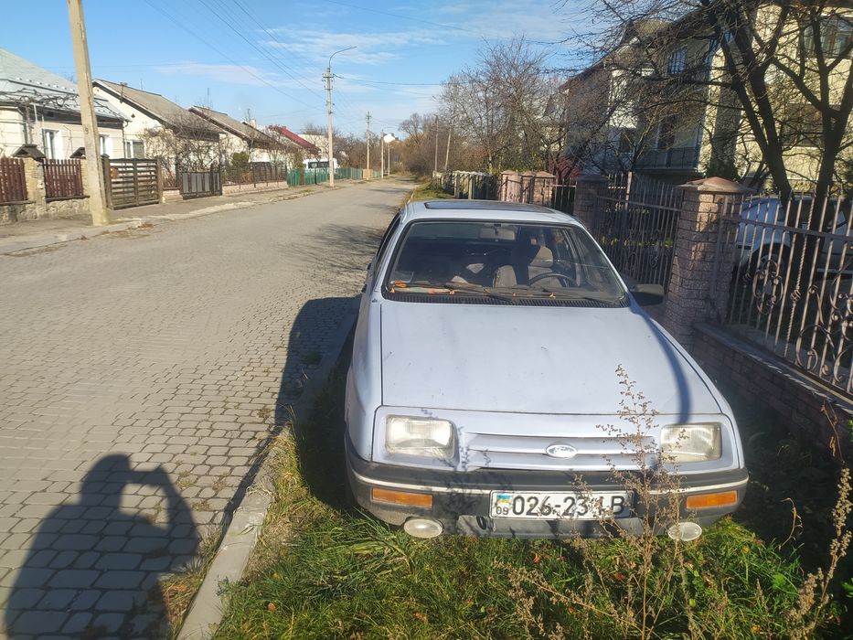 Ford sierra 1.6  бензин 1986 рік