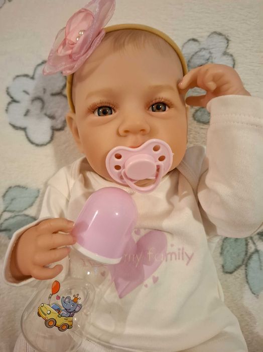 Boneca reborn 48cm.(artigo novo)