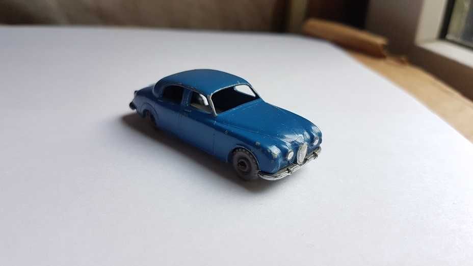 Matchbox Series Lesney JAGUAR 3.4 LITRE Saloon 1X UNIKAT