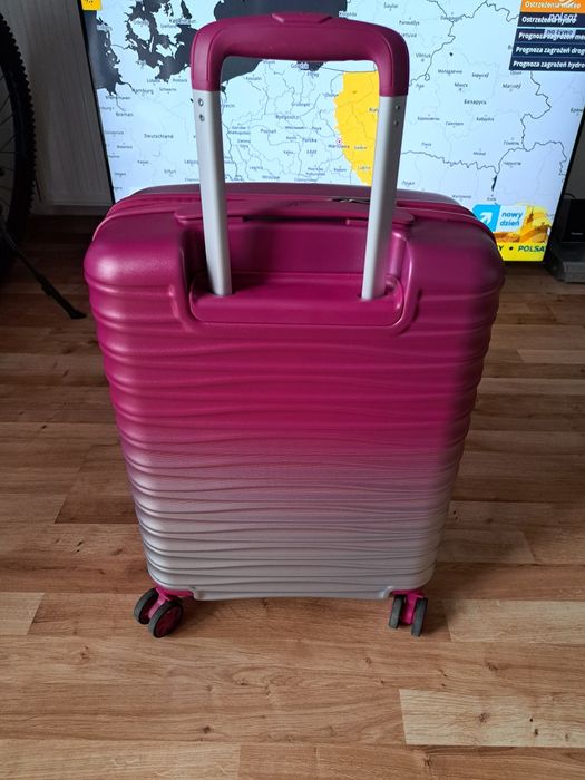 Walizka kabinowa Roncato.