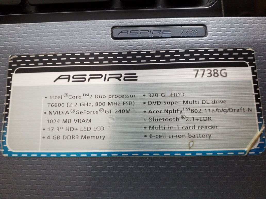 Laptop Acer Aspire 7738G - 17 cali ! używany + Dysk SSD nowy GoodRAM