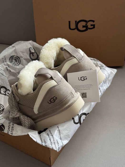 UGG Lowmel Light Grey