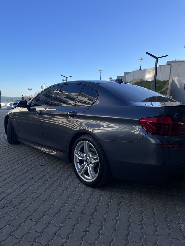 Продам BMW F10 2016