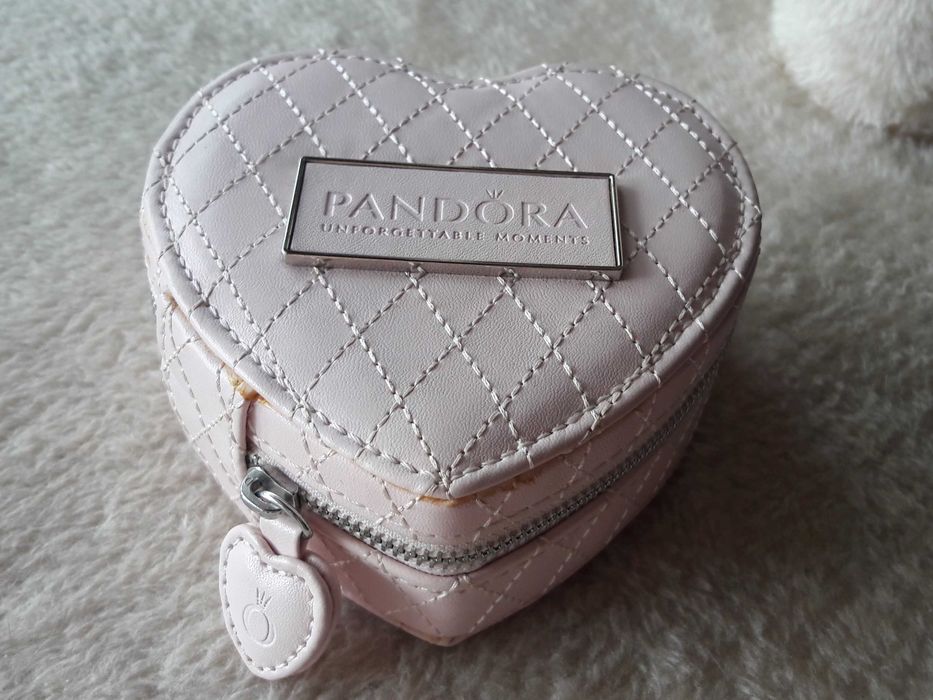 Guarda-joias de viagem Pandora