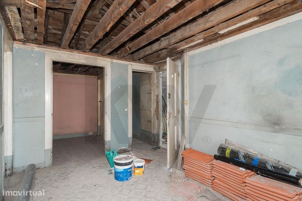 Apartamento T3 | Varanda | Vista rio |  Obras | Prédio Reabilitado | L