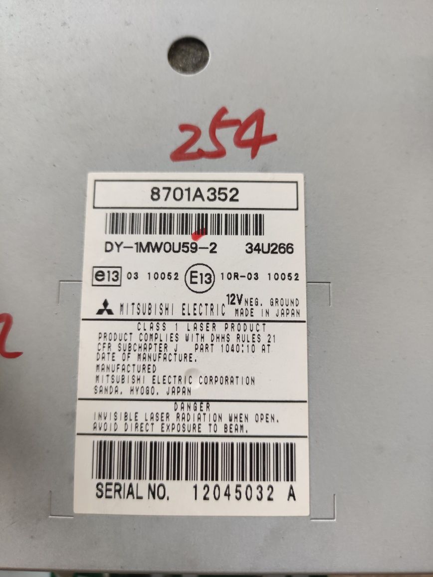 Autoradio Mitsubishi ASX 2012 com moldura