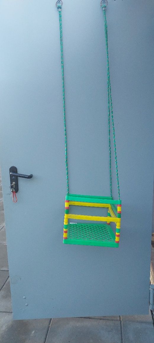 Huśtawka plastikowa