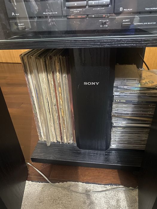 Aparelhagem com colunas sony