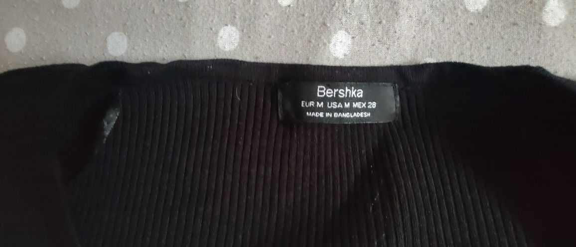 Sweterek czarny Bershka