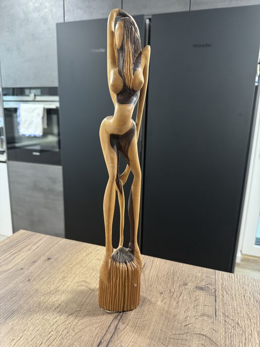 Escultura em madeira arte africana