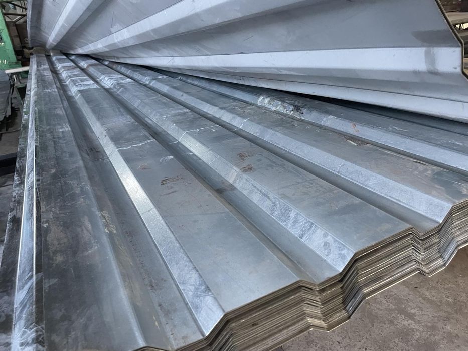 Профнастил 4.5м.*1.15м=590грн. Лист.