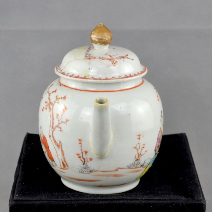 Bule Companhia das Índias em Porcelana da China, séc. XVIII