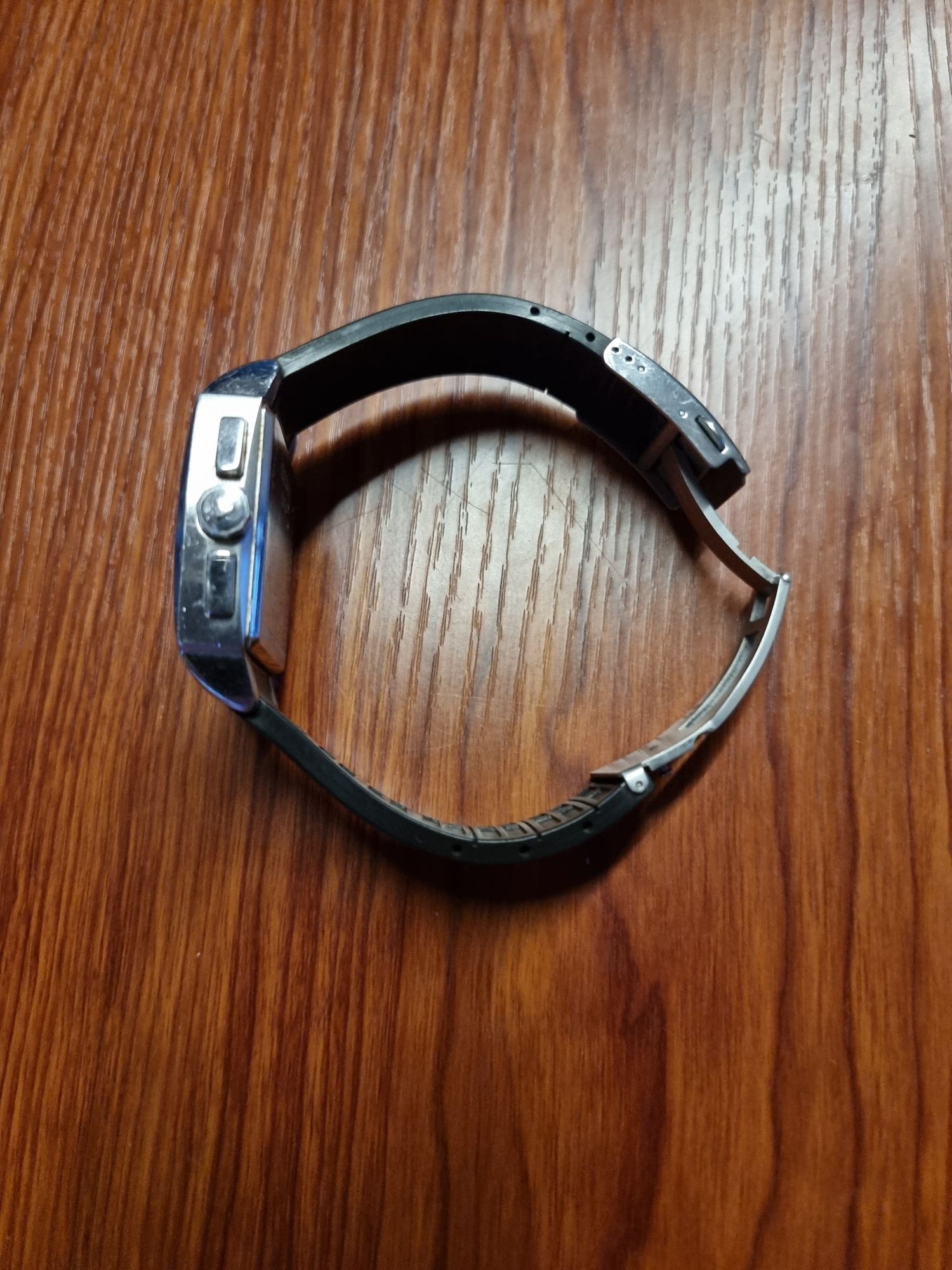 Relógio Tissot chronograph quadrado bracelete preta