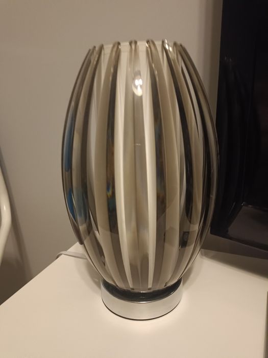 Lampka nocna na szafkę