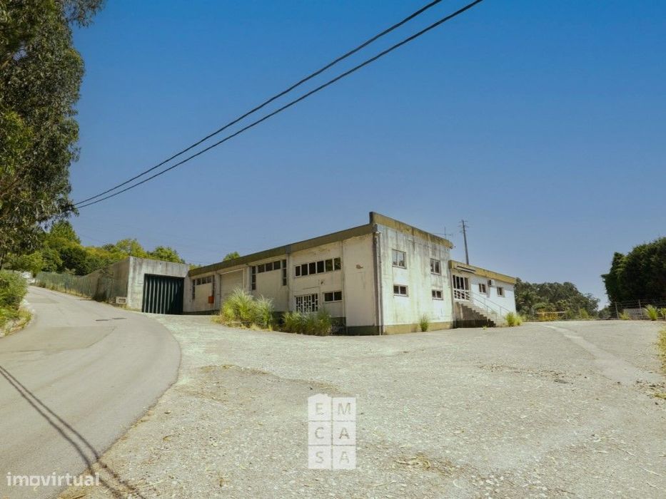 Armazém para venda em Oliveira de Azeméis