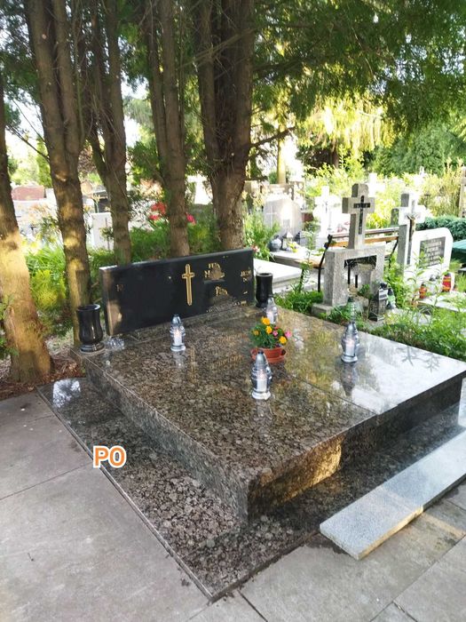 Sprzątanie , Mycie Nagrobków ( Opieka Nad Grobami)-Olsztyn ,Dywity