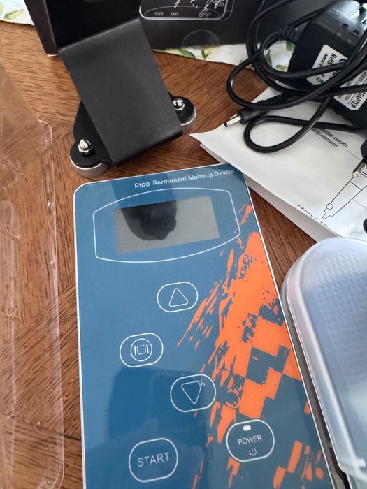 Makijaż permanentny urzadzenie P100