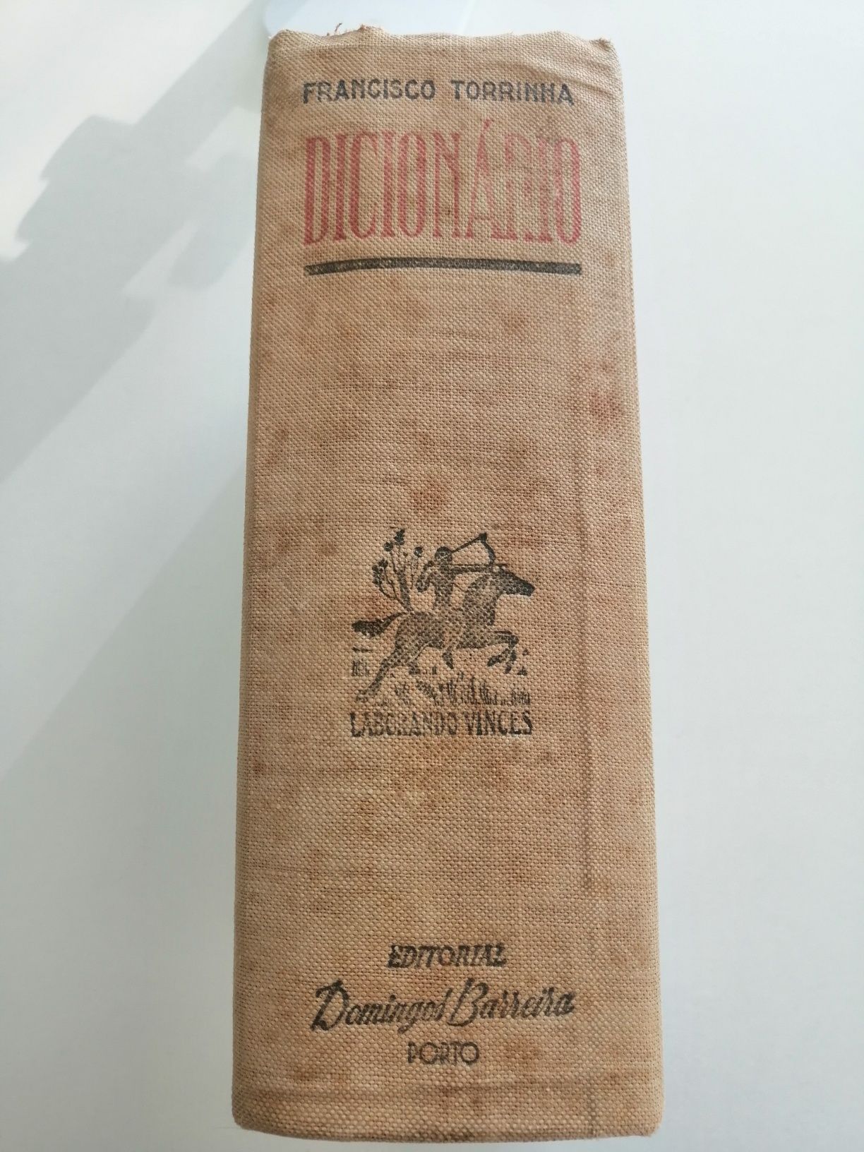 Dicionário antigo