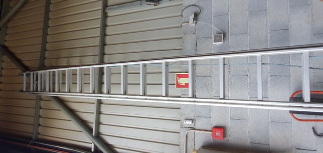Escada em Aluminio 2x18 e 2x20