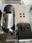 Кавова машина Nespresso De’Longhi