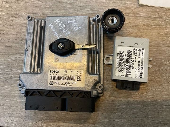 Zestaw do odpalenia ews komputer sterownik stacyjka klucz Bmw e83 x3 manual M47N