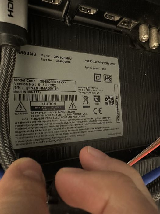 Теливізор Samsung QE49Q65RAT бита матриця