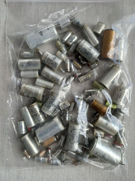 Kondensator foliowy z czasów PRL-u