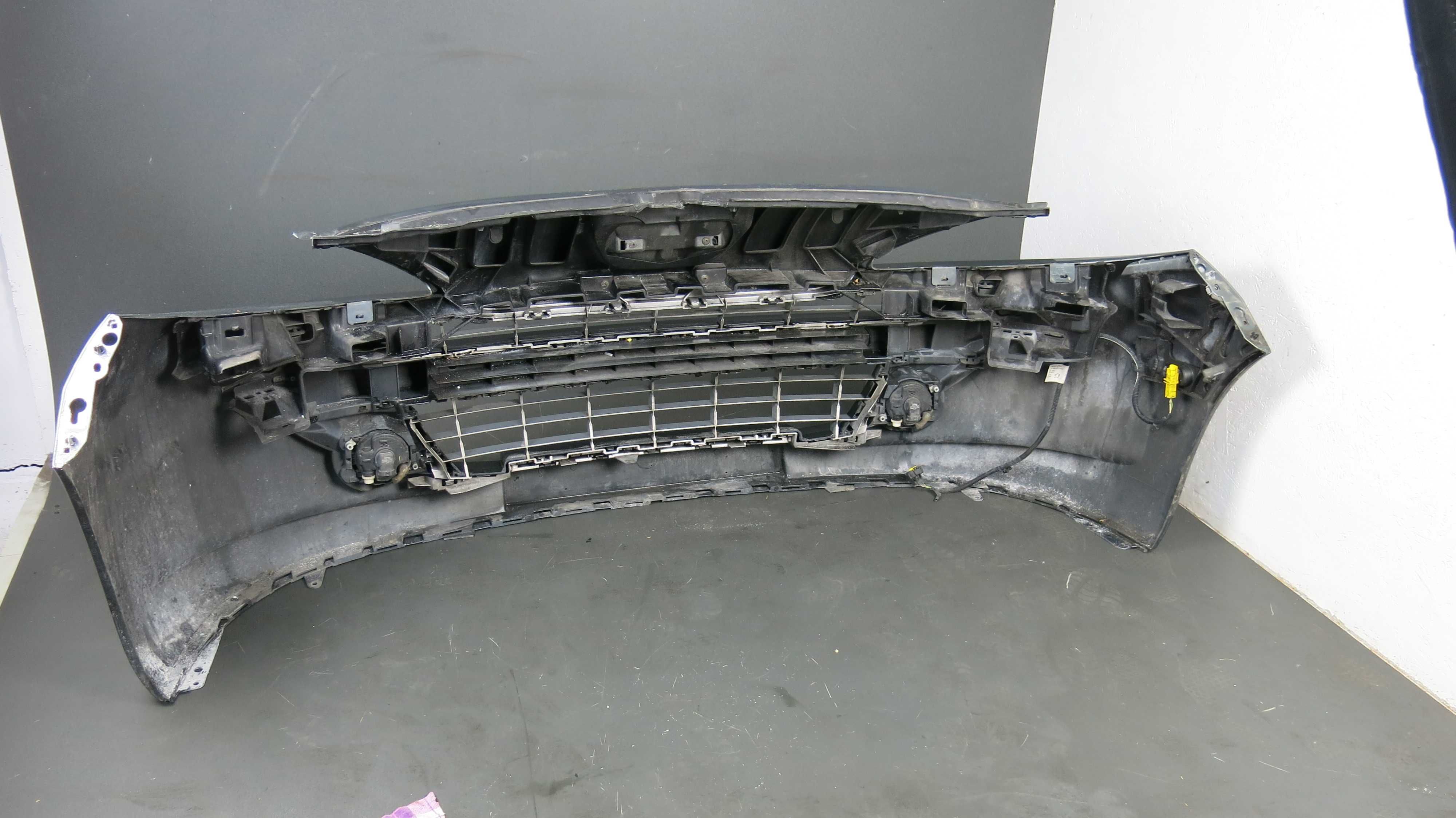 Peugeot 207 zderzak przedni kompletny