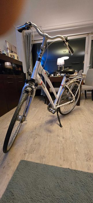 Rower Giant Cosmo CS 2 miejski damski biały