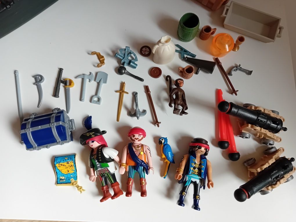 Playmobil Pirates 70411 Statek piracki