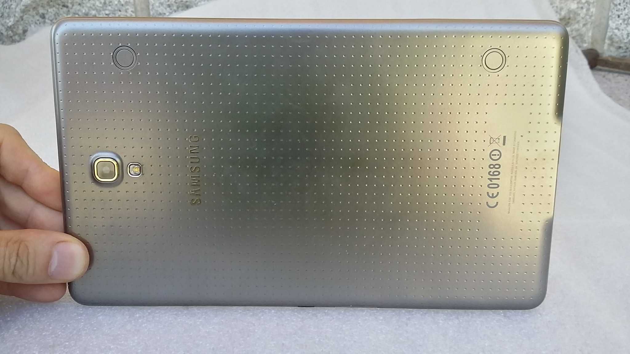 Tablet Samsung Galaxy Tab S 8.4 (SM-T700)